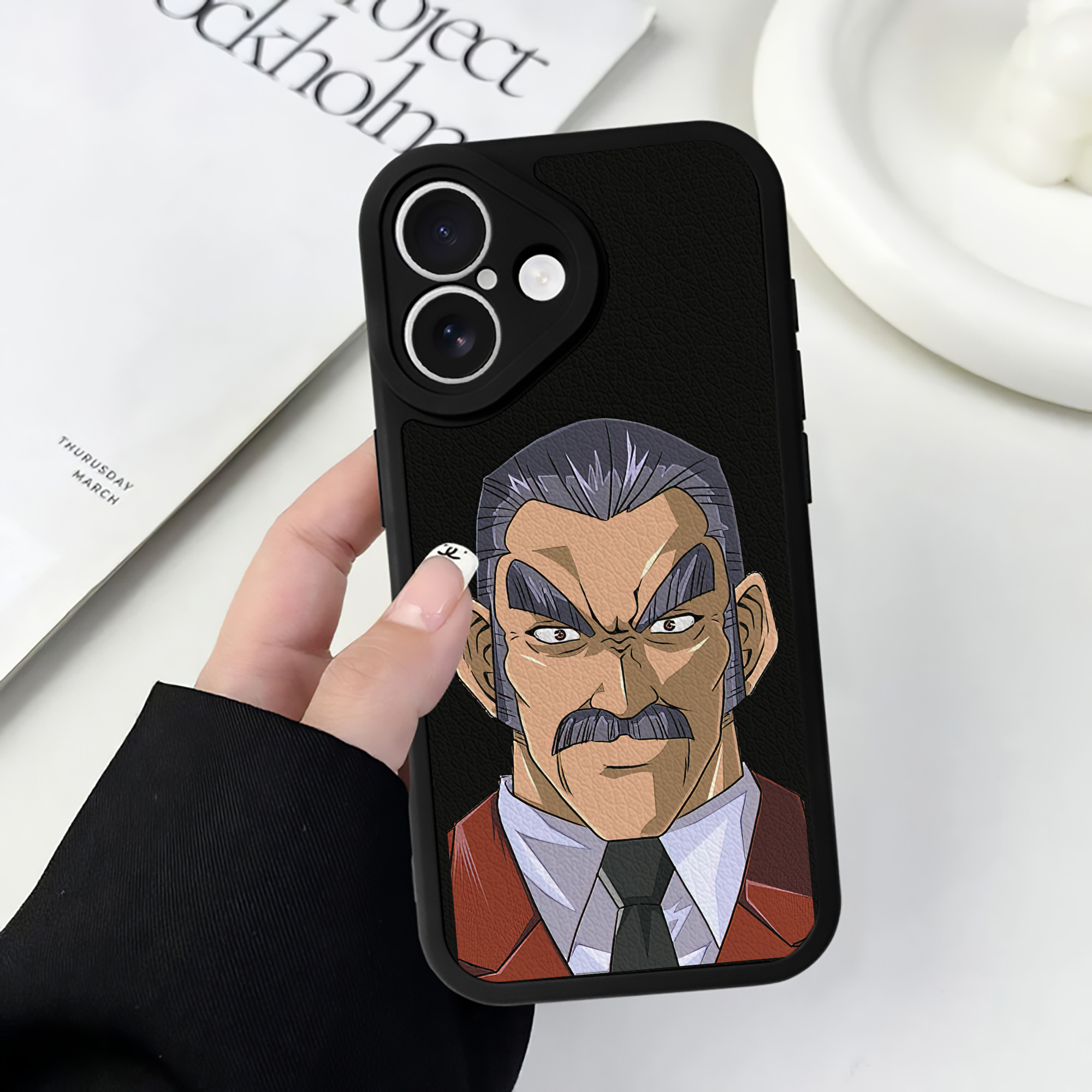 遊☆戯☆王 Yu-Gi-Oh! 【iPhone 16シリーズ対応】シリコンスマホケース（レザー調） 材質：シリコン